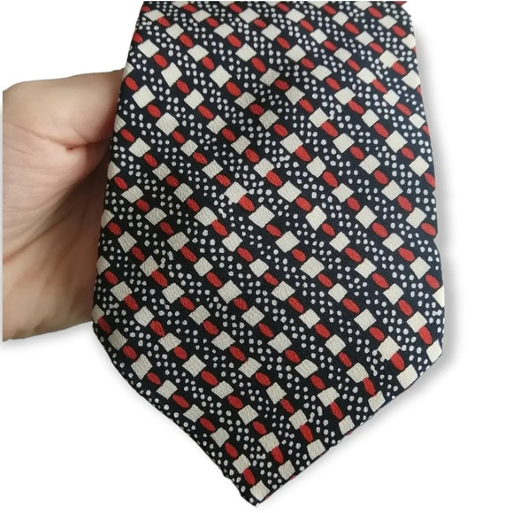 Lanvin Paris 100% Silk Tie Red, White, and Blue Basket Weave Pattern - Picture 3 of 14